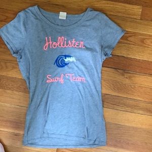 Grey Hollister short sleeve shirt